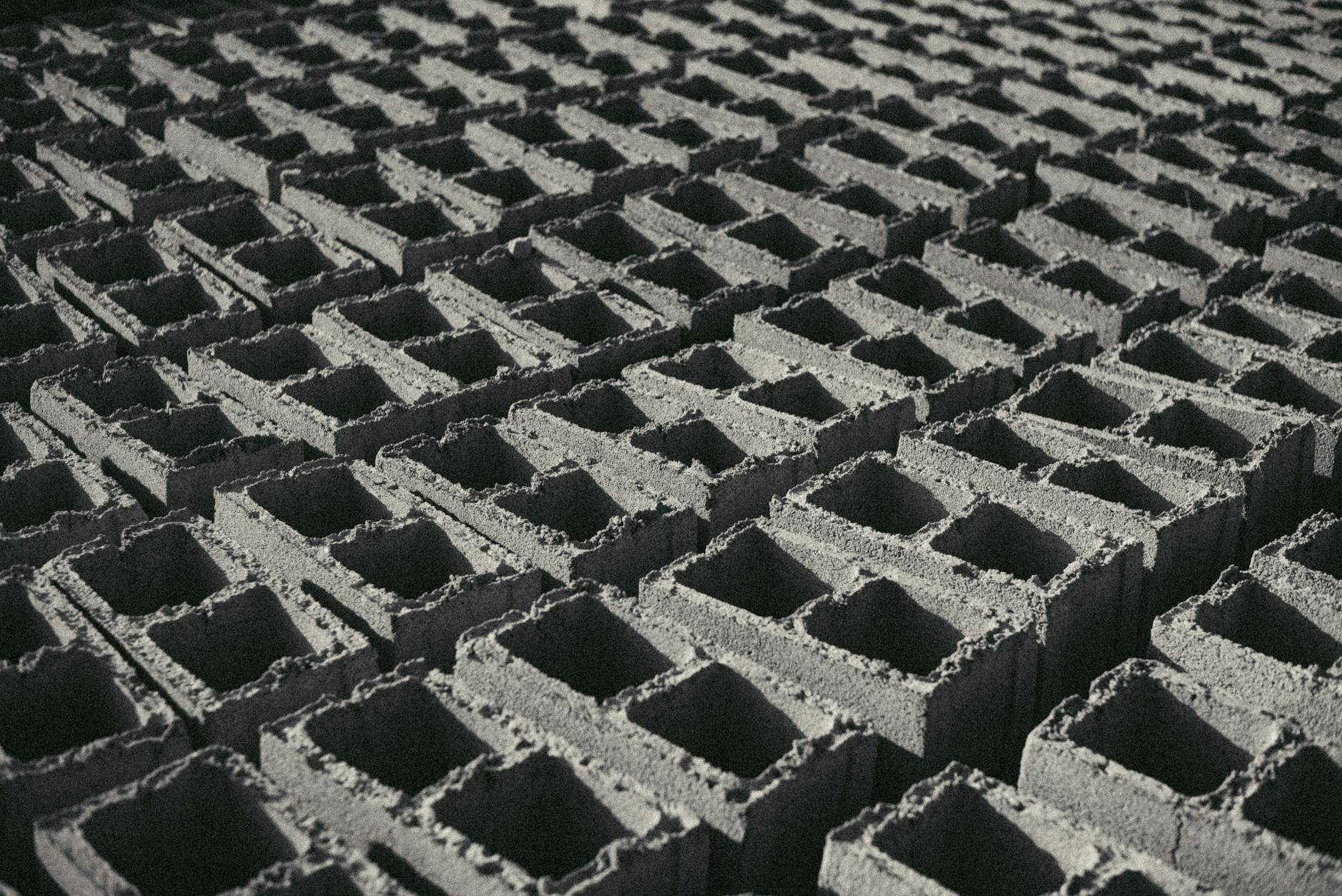 Roster mobil bekas berkualitas di Karawang, siap dibeli dengan harga terjangkau